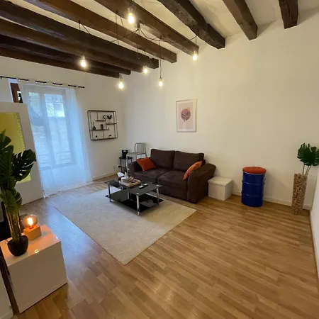 Maison 5 Couchages Tv Connectee Apartment Joinville